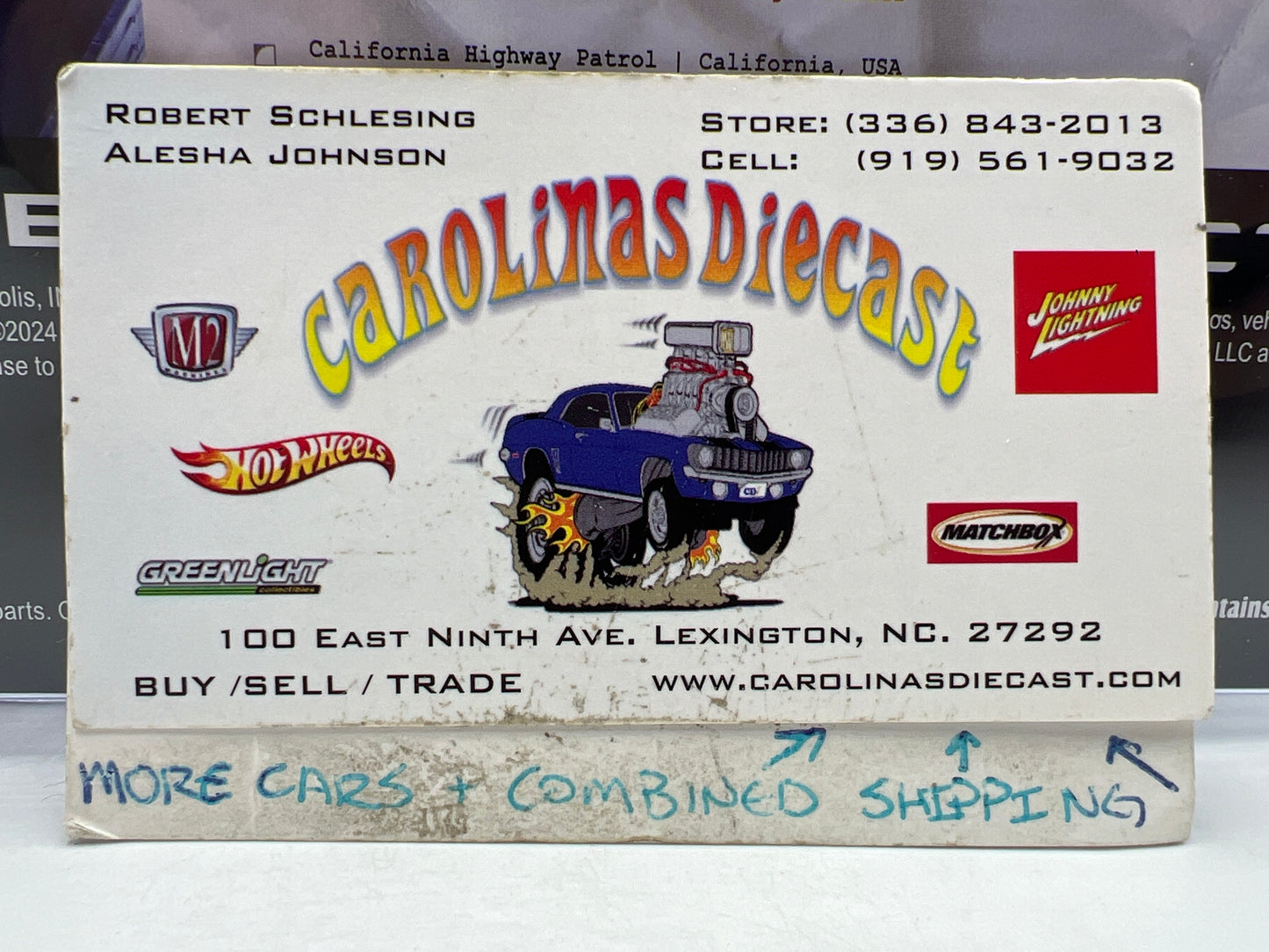 Greenlight Hobby Exclusive Hitch & Tow Hot Pursuit 2001 Jeep Cherokee W/Small Cargo Trailer 186D