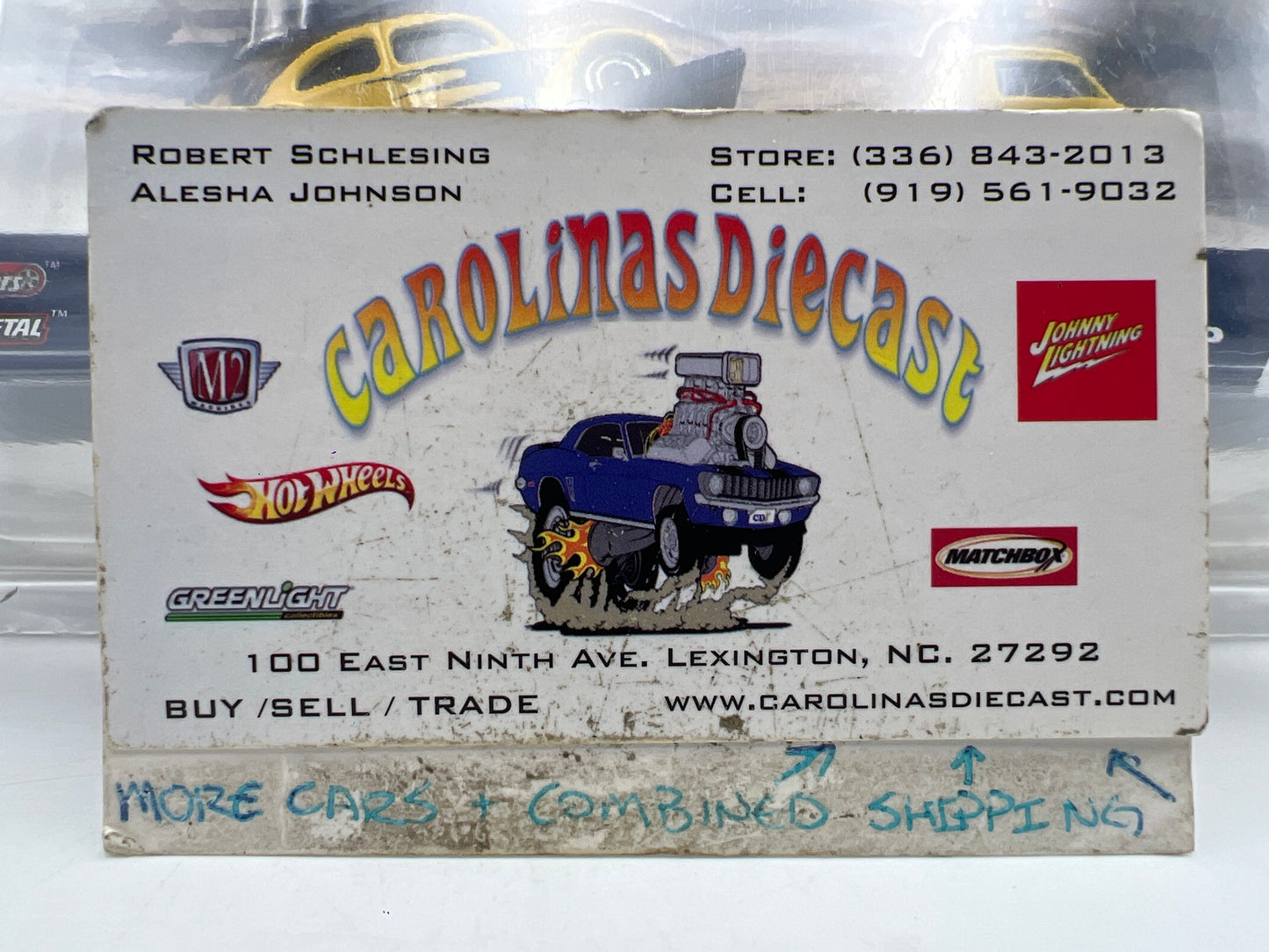 Hot Wheels Team Transport #22 Mooneyes Volkswagen Classic Bug & T1 Pickup W/Protector