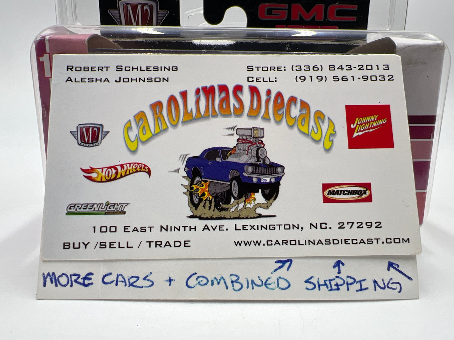 M2 Machines OReillys Exclusive 1976 GMC Sierra Grande 15 White/Pink W/Protector Bad Box S123