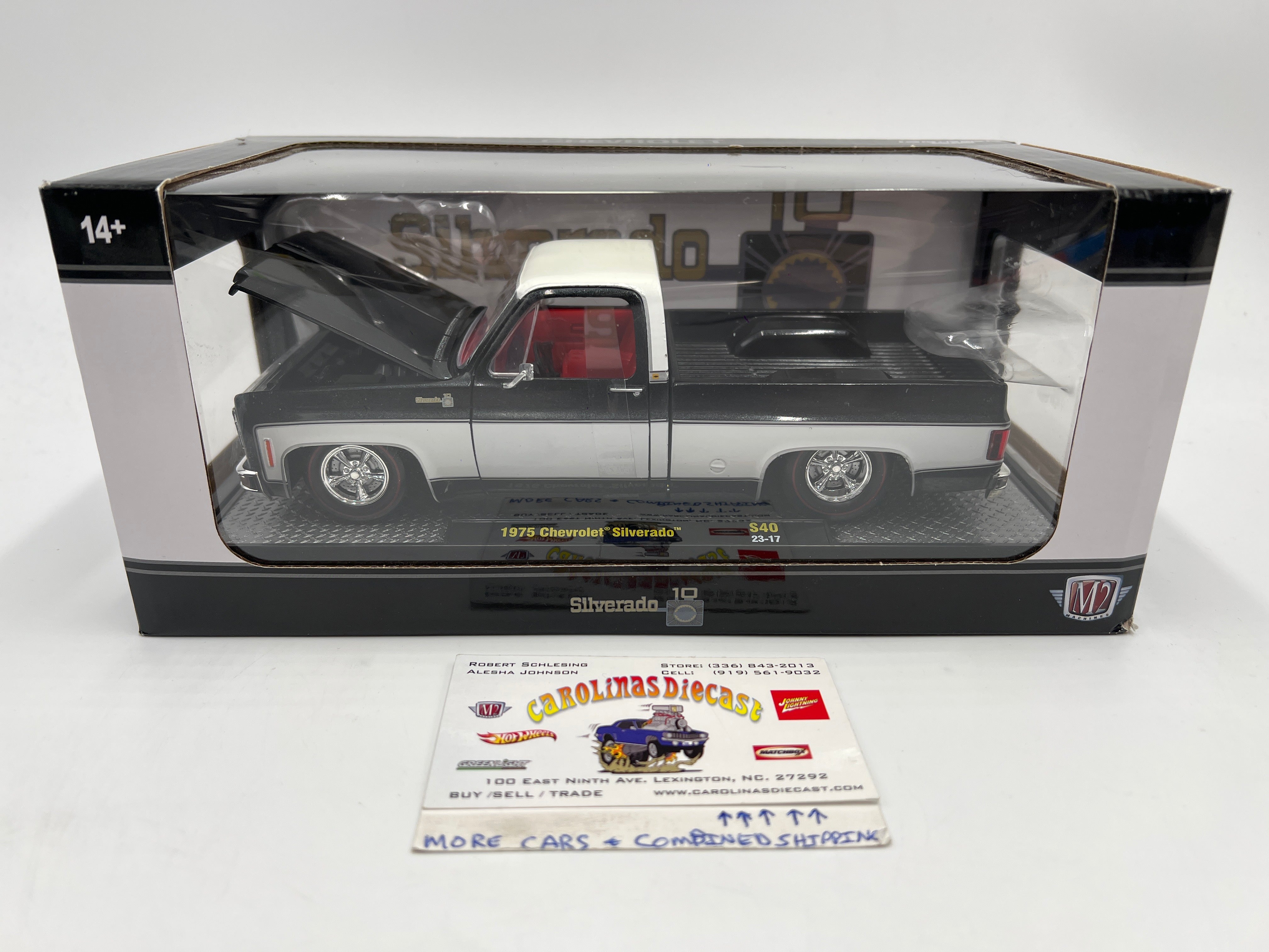 M2 Machines 1/24 Square Body Truck 1975 Chevrolet Silverado