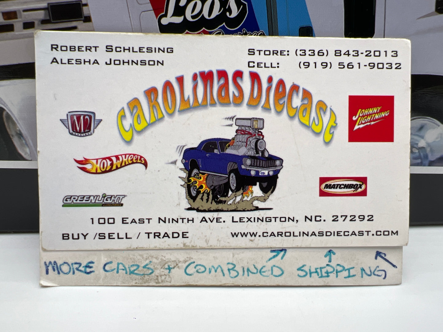 Maisto Design 1/64 Mijo Exclusives Transporters Mercedes-Benz Actros 1851 & 1990 Mercedes-Benz 190 E Red