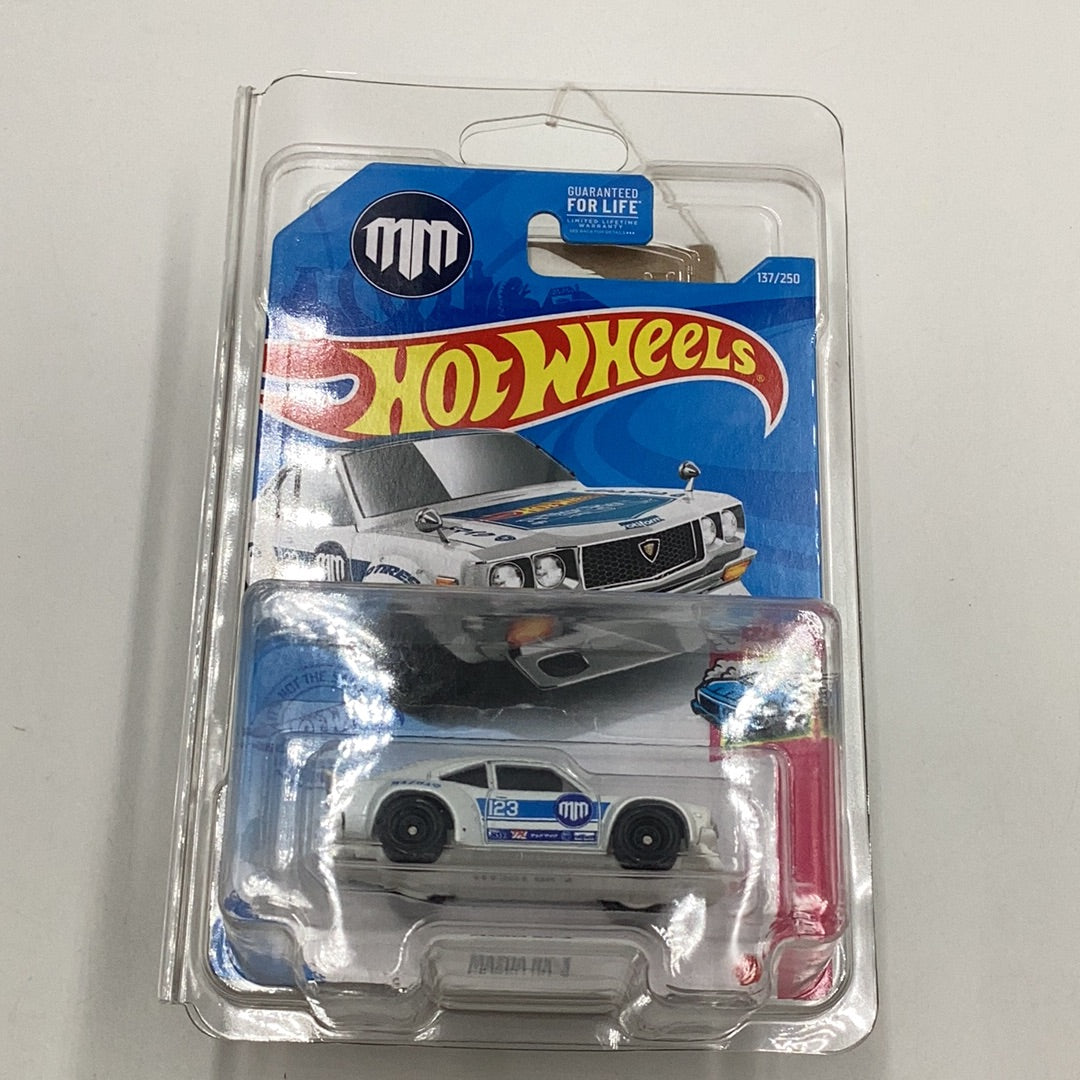 2021 hot wheels super treasure hunt #137 Mazda RX-3 with protector
