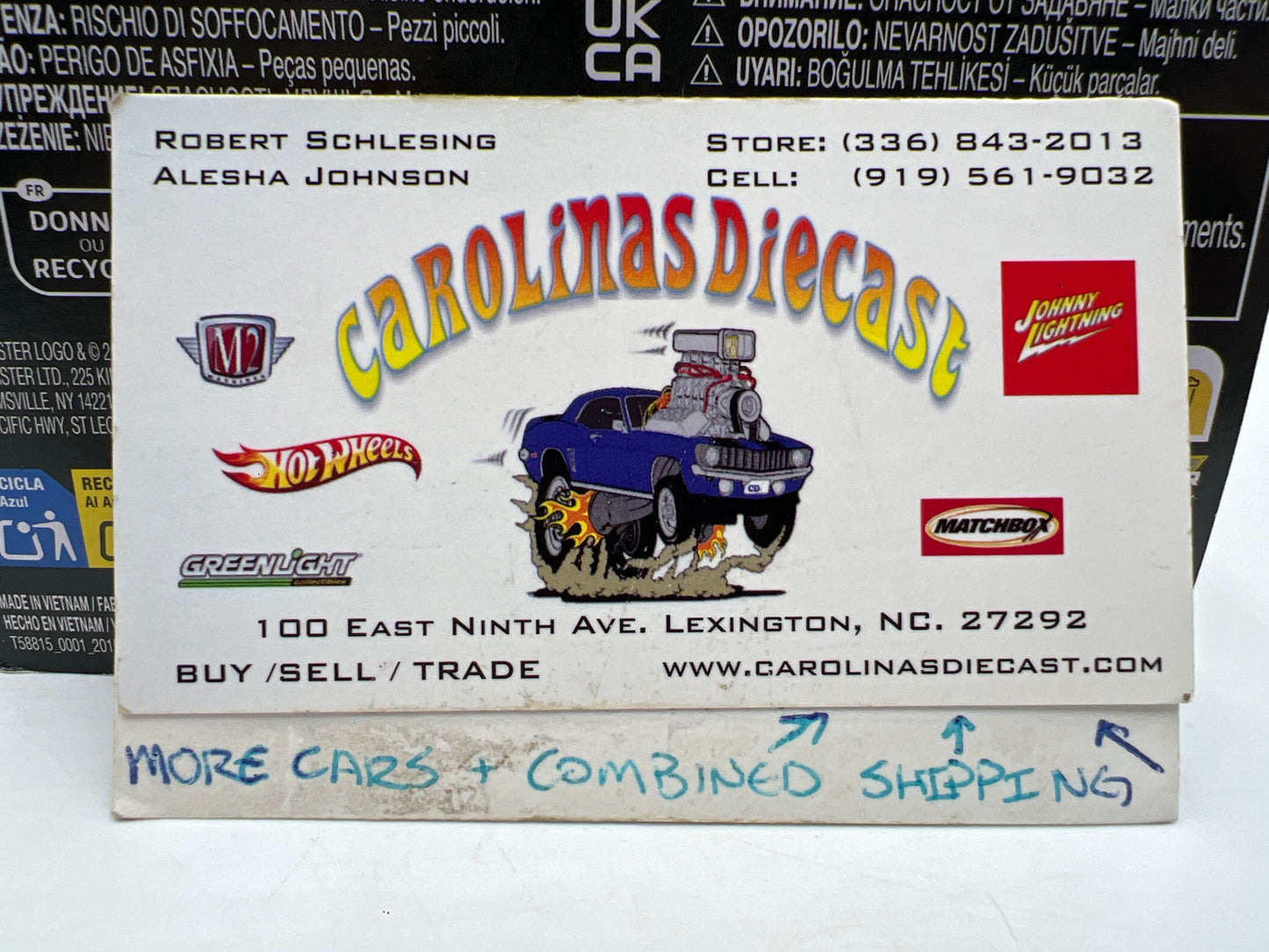 Monster Jam Walmart Exclusive 2 Pack ThunderROARus W/Dirt Bike 135C