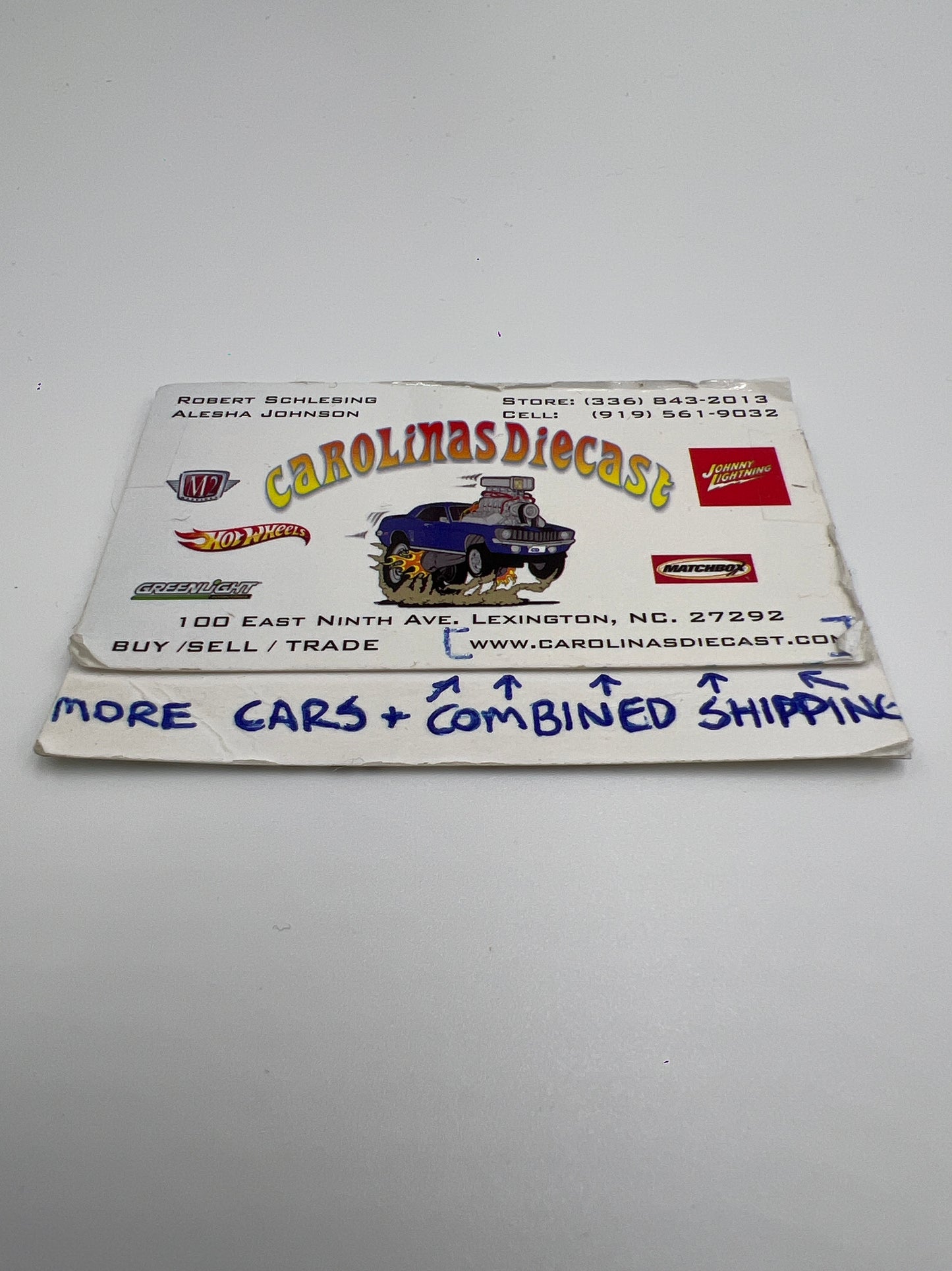 Matchbox MBX Adventure City #32 Infiniti G37 Coupe Silver W/Protector