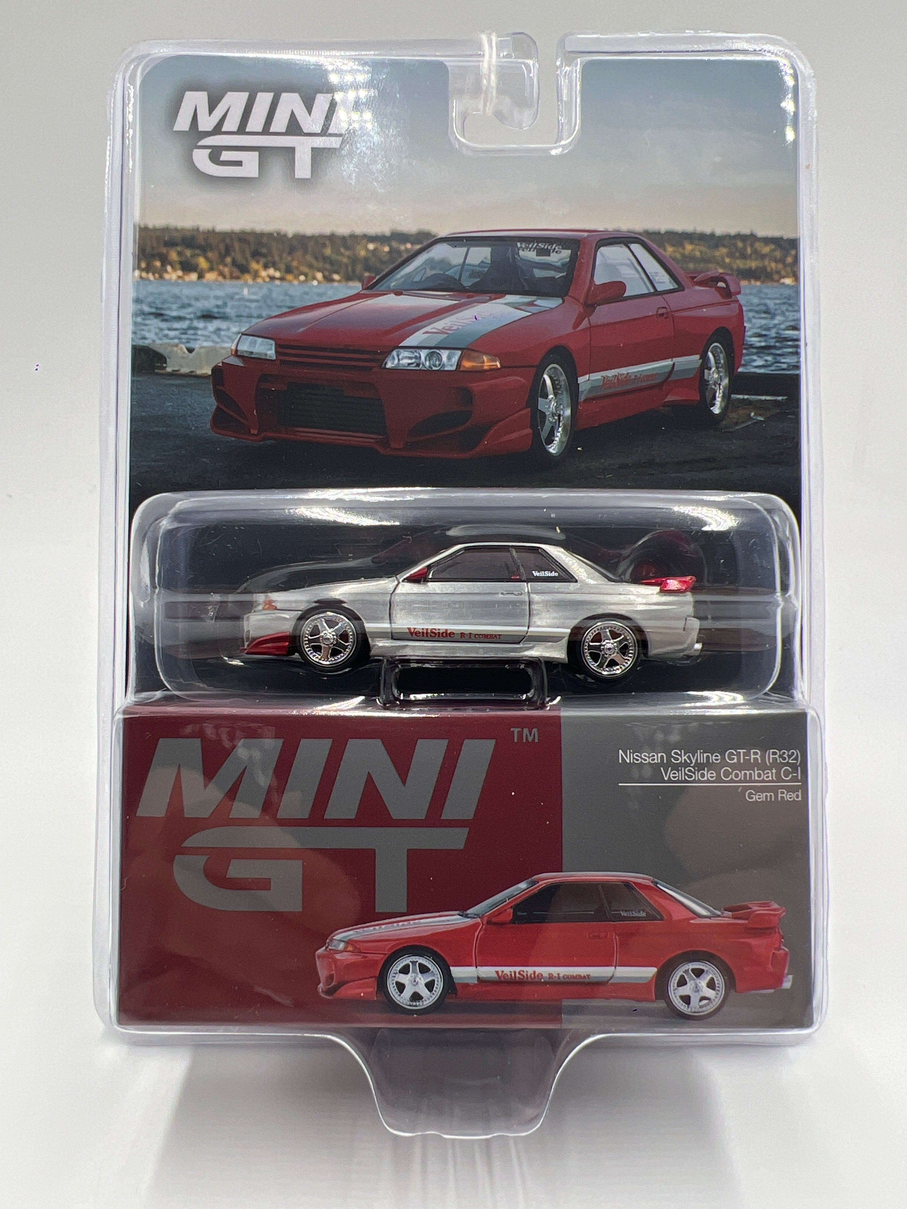 Mini GT #987 CHASE Nissan Skyline GT-R R32 VeilSide Combat C-I