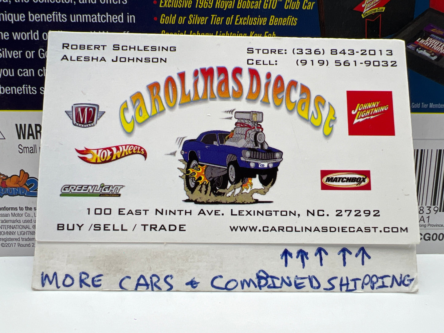 Johnny Lightning Classic Gold Toys R Us Exclusive Version A 1/768 1973 Chevy Caprice Estate Black VHTF