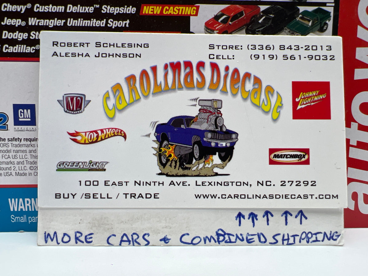 Auto World Muscle Trucks Release 1 Version A 1981 Chevy Silverado 10 Fleetside Red 182D