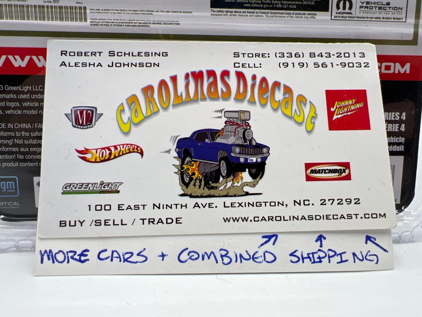 Greenlight Showroom Floor Series 4 CHASE 2023 Jeep Gladiator Overland Light Blue