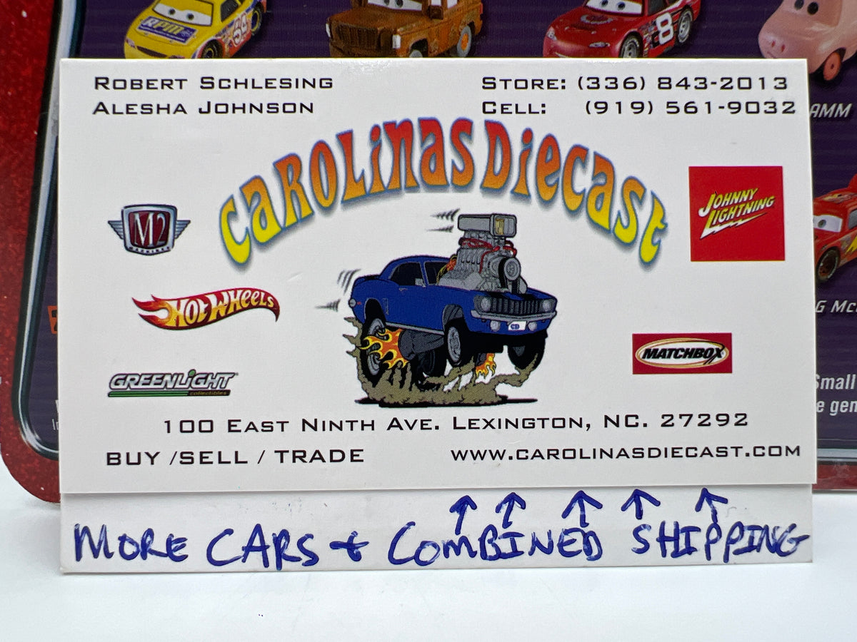 Disney Pixar The World Of Cars #8 Bling Bling Lightning McQueen 137A