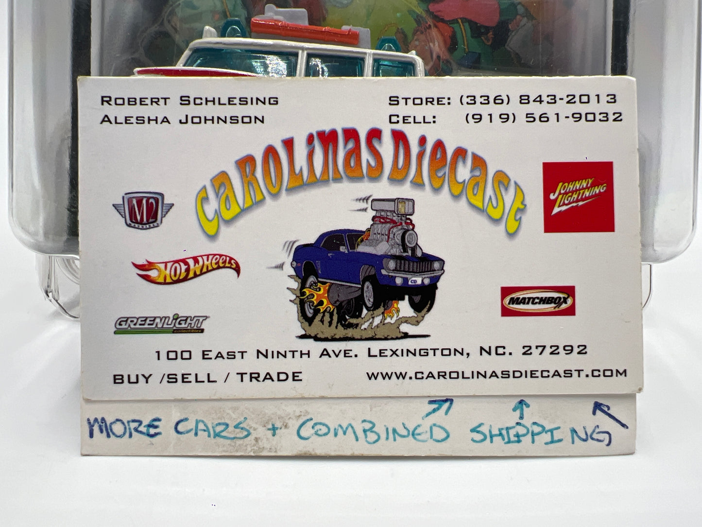 Hot Wheels Retro Entertainment Ghostbusters Ecto-1 Cartoon Car White W/Protector