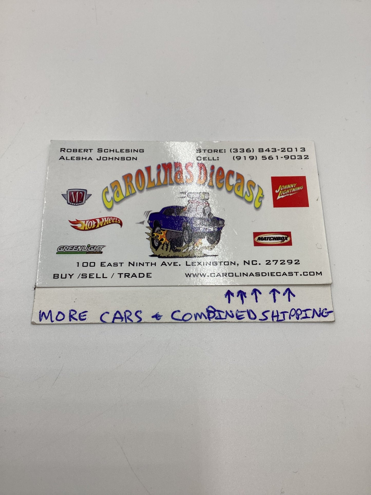 Johnny Lightning Volkswagen Series 1953 Samba Bus Red /White 220G