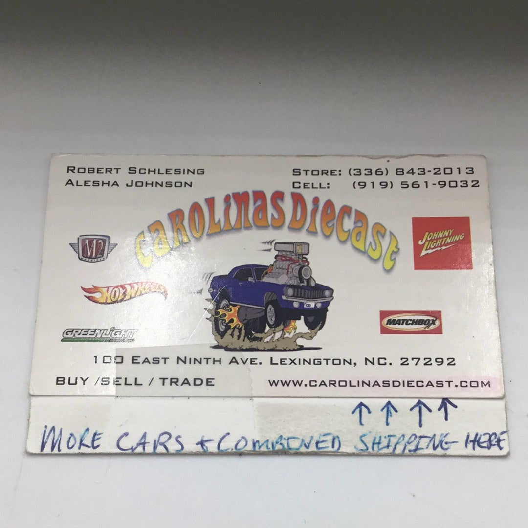 Revell Lowrider 1982 Buick Regal #8 with adjustable suspension (Loose)