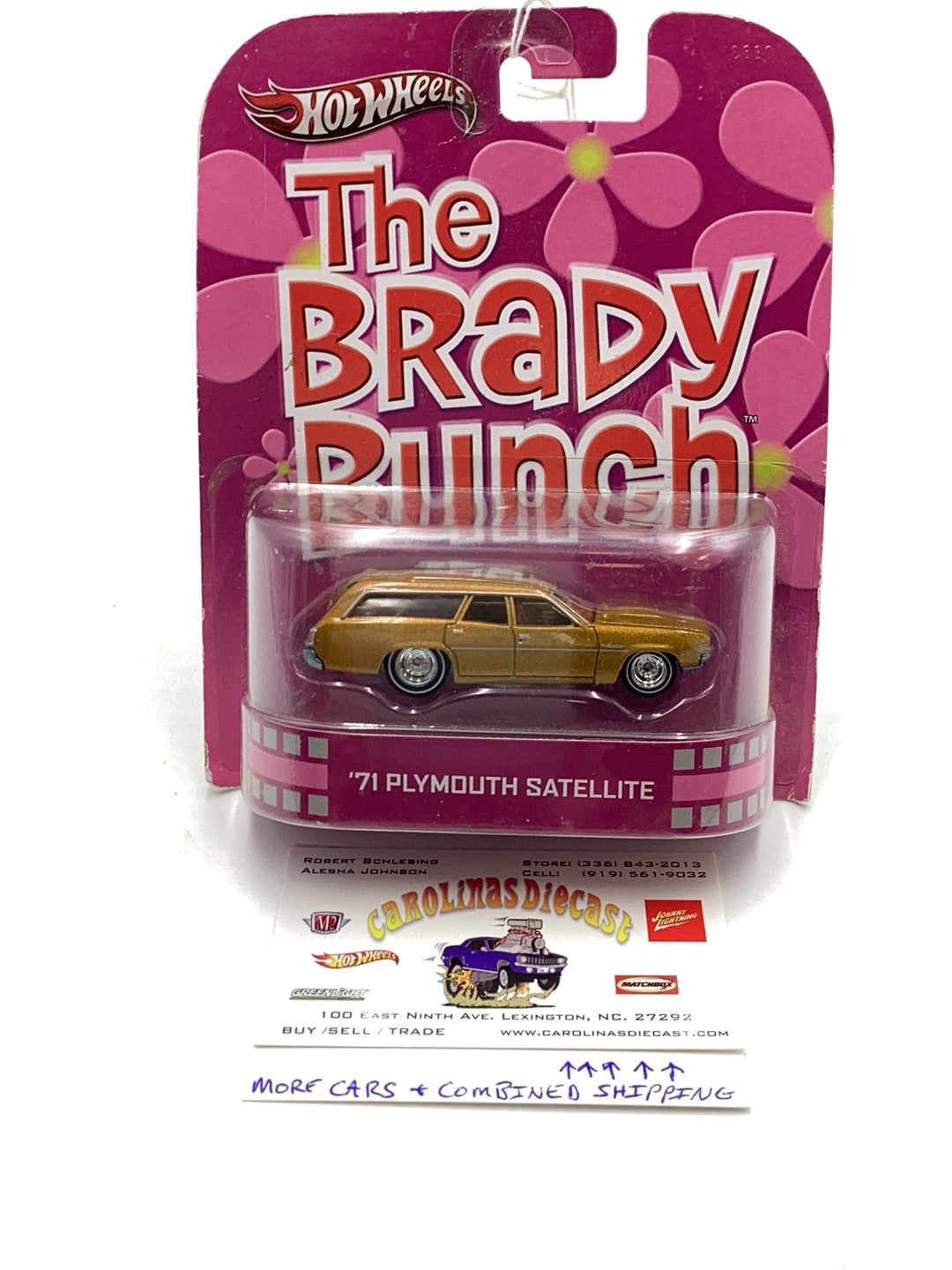 The Brady Bunch Hot Wheels Retro 71 Plymouth Satellite Diecast Vehicle