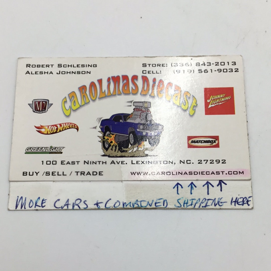 Auto world True L.E. Dodge Challenger Wide Body