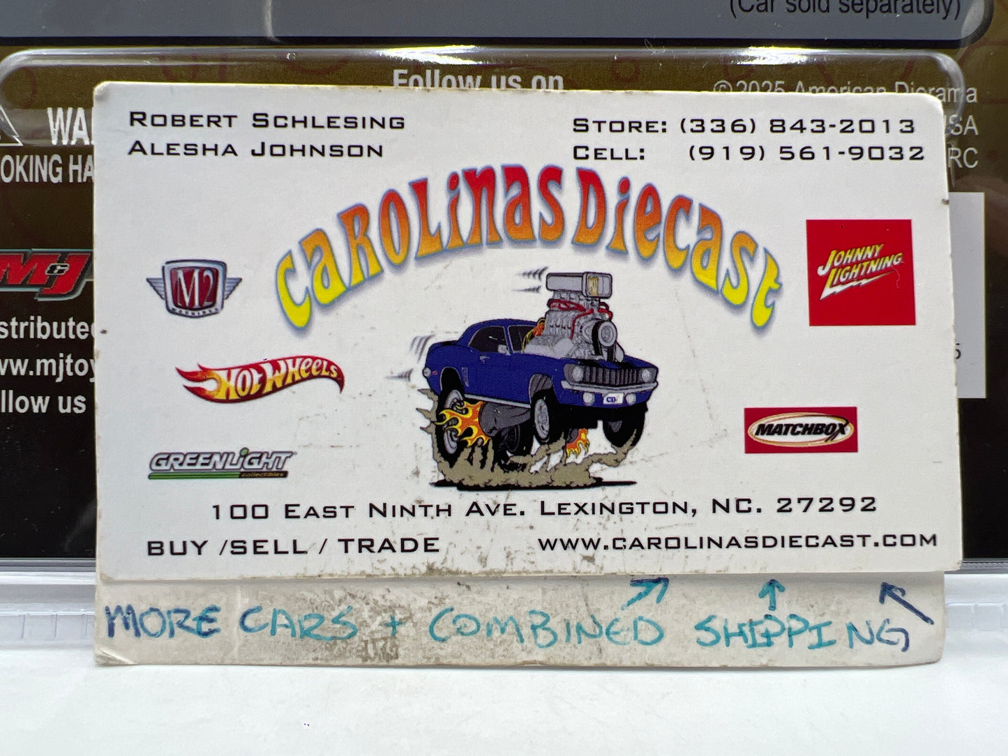 American Diorama MiJo Exclusives 1:64 Curbside Crowd 176E