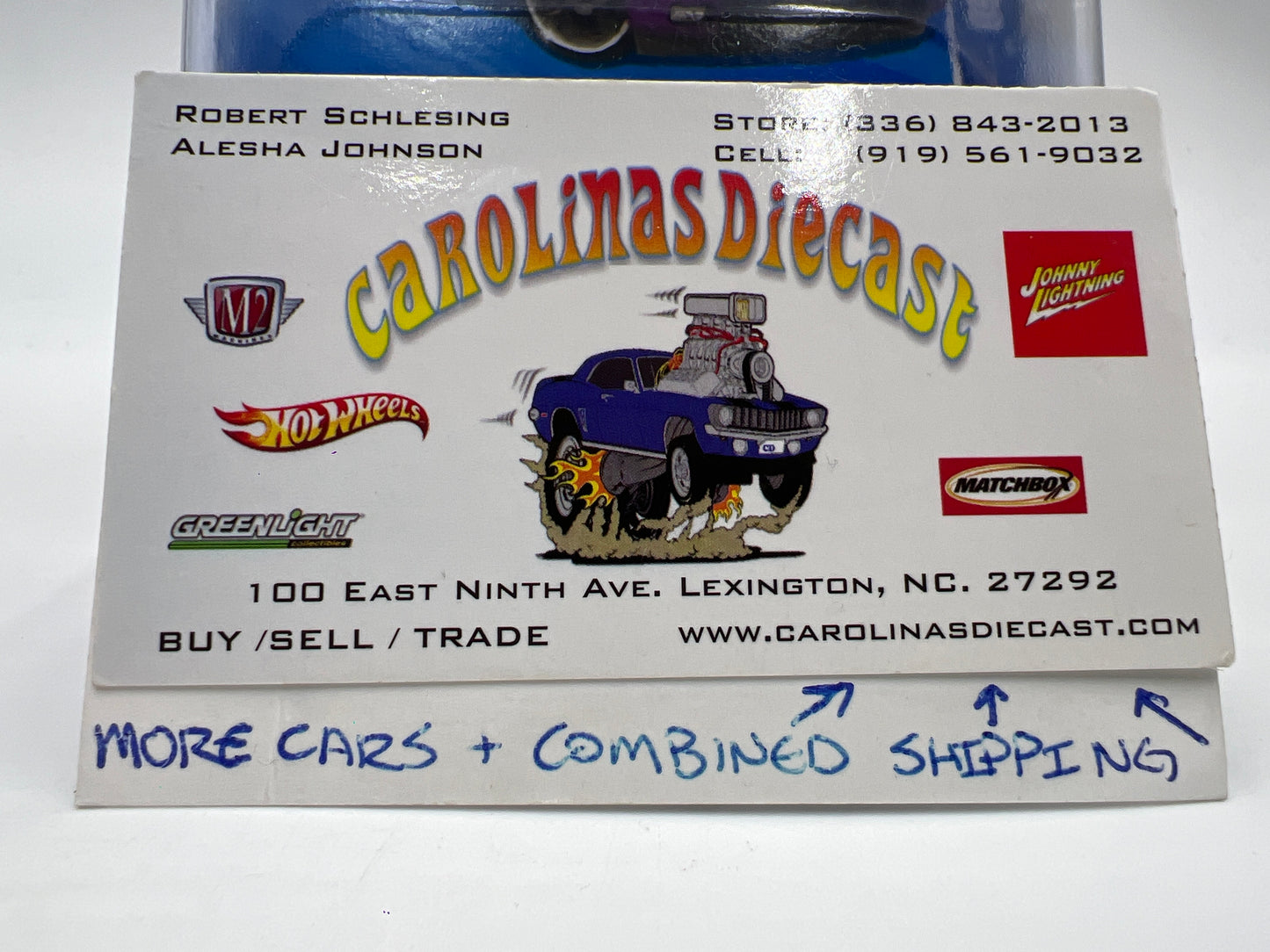 2010 Hot Wheels Garage #70 Chevy Silverado Purple W/Protector