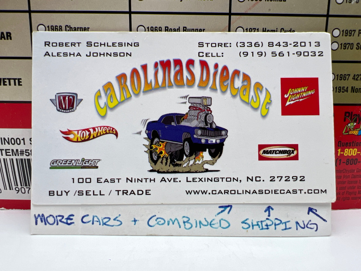 Johnny Lightning Pro Collector Series #48 1968 Ford Mustang GT Gold W/Storage Tin 218D