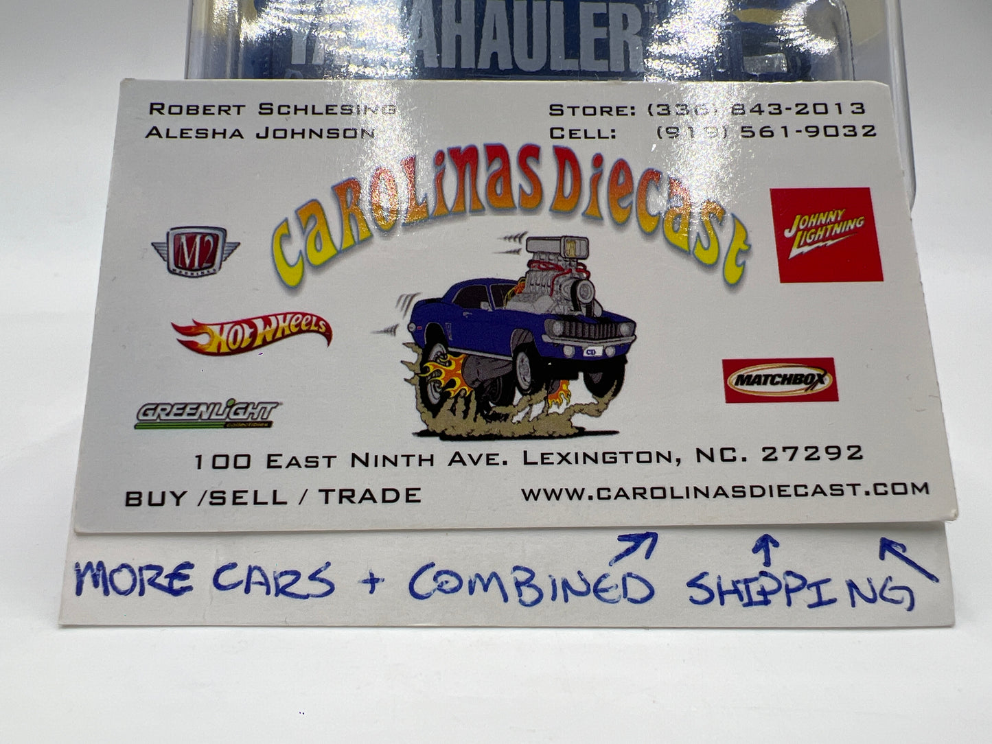 Hot Wheels Limited Edition Yamahauler Racing Team Helpful Hauler Blue W/Protector