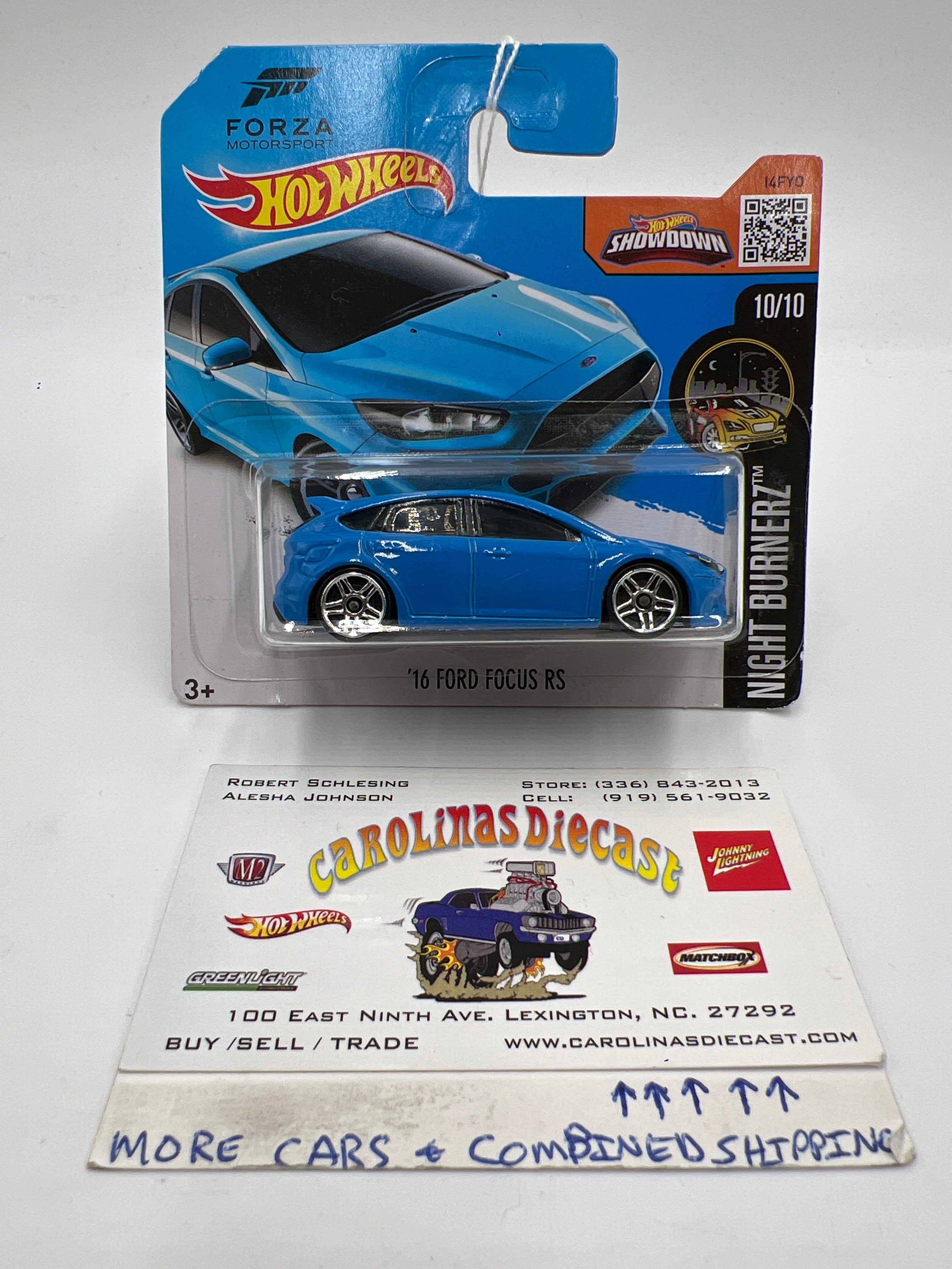 2016 Hot Wheels Night Burnerz #90 16 Ford Focus RS Blue Short Card