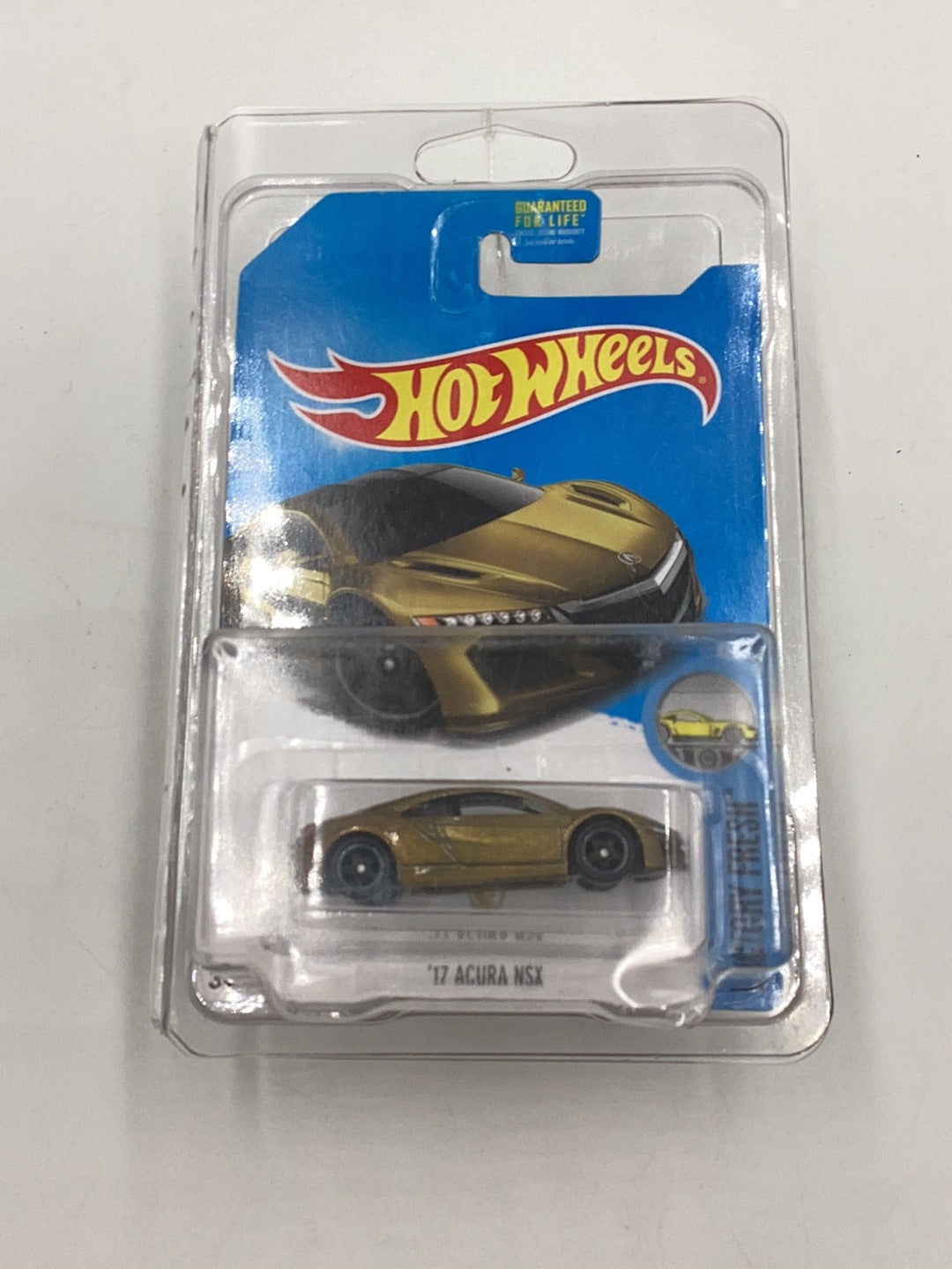 2017 hot wheels super treasure hunt 17 Acura NSX W/Protector