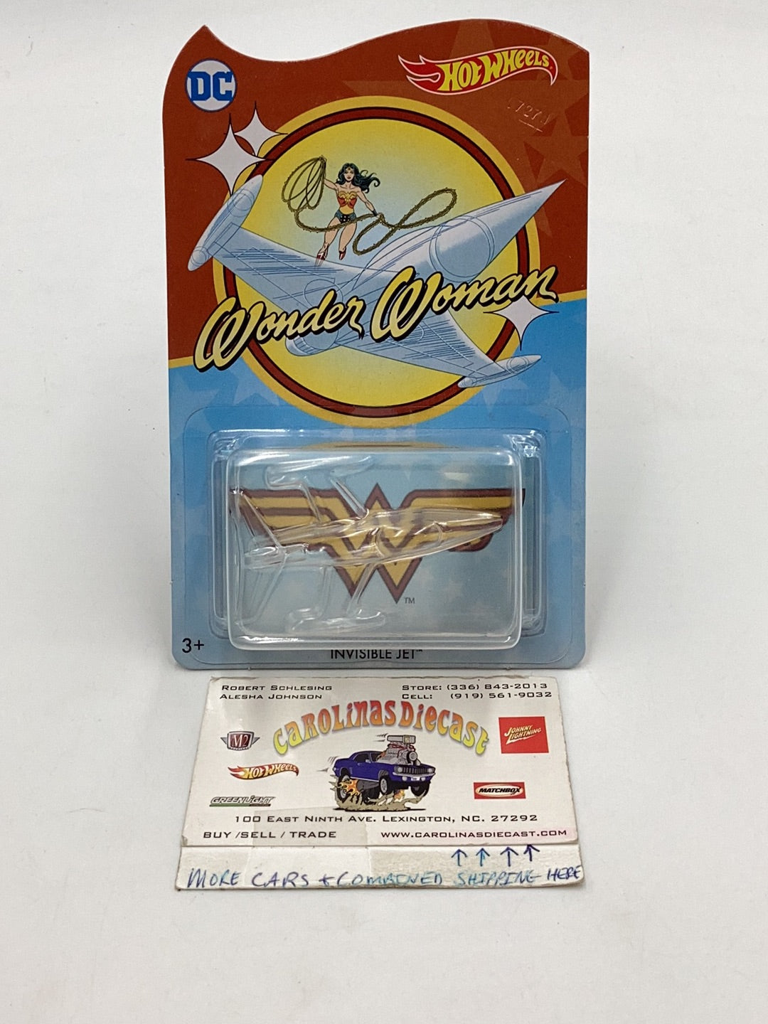 2017 Hot wheels Wonder Woman Invisible Jet with protector – carolinasdiecast