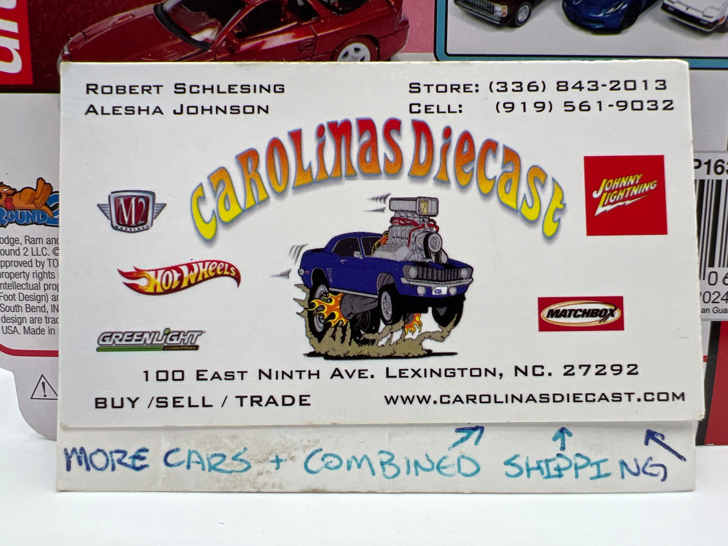 Auto World Muscle Trucks Release 4 Version A Cateye 2006 Chevy Silverado SS Silver 183C