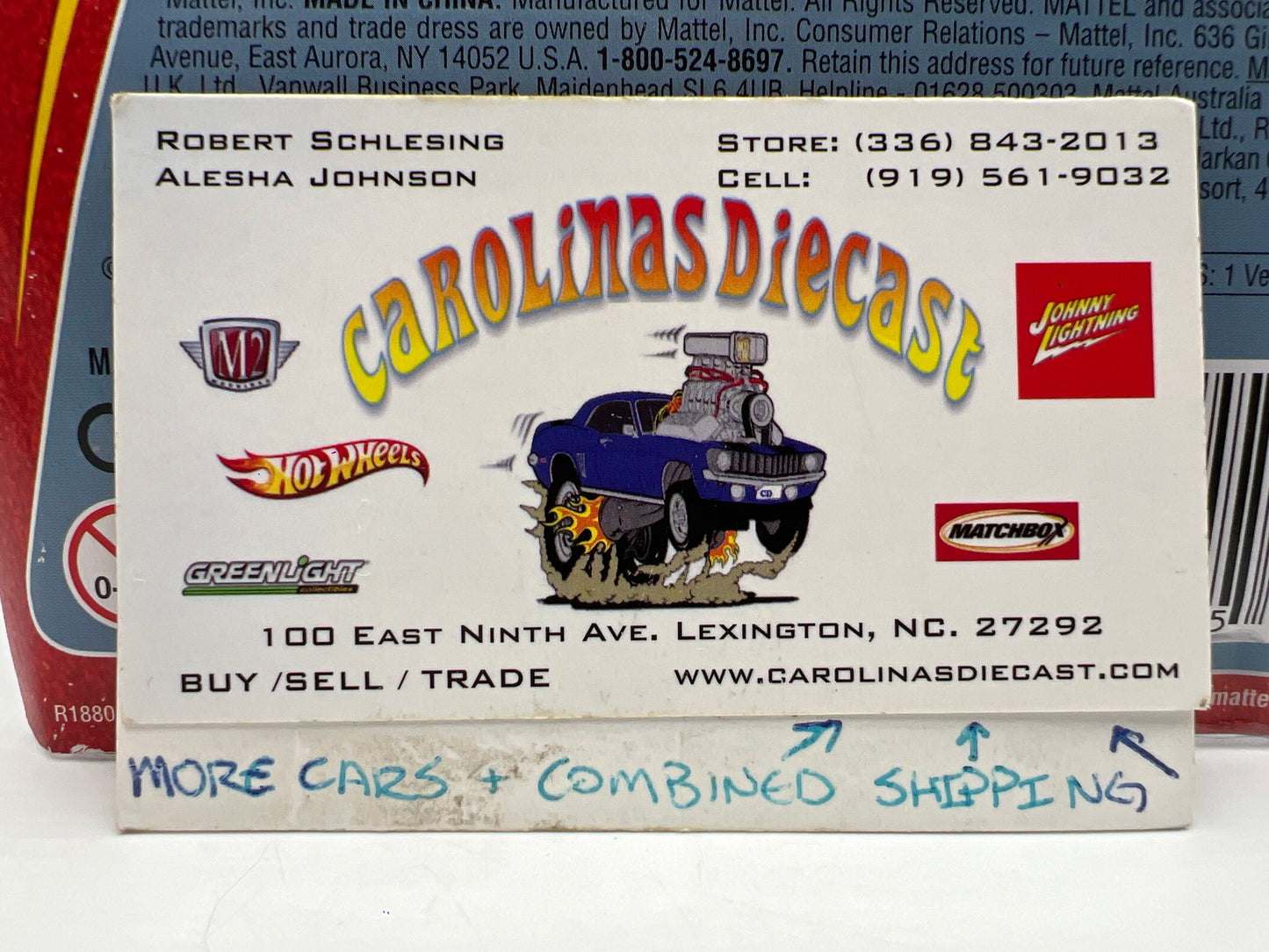 Disney Pixar The World Of Cars Easy Idle No 51 139E