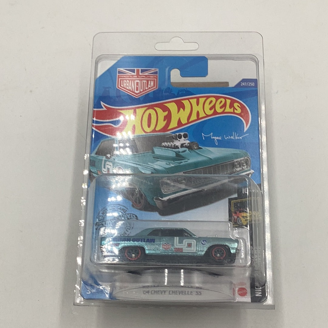 2019 hot wheels super treasure hunt #247 64 Chevy Chevelle SS W/Protector