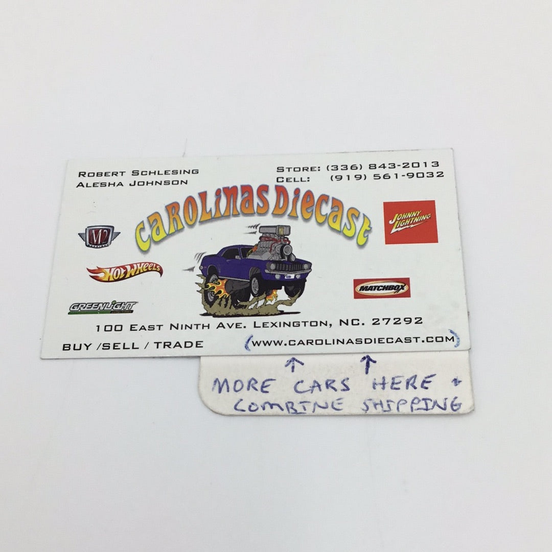 American Diorama MiJo exclusive 1:64 scale figures Beach Girls diecast metal 175E