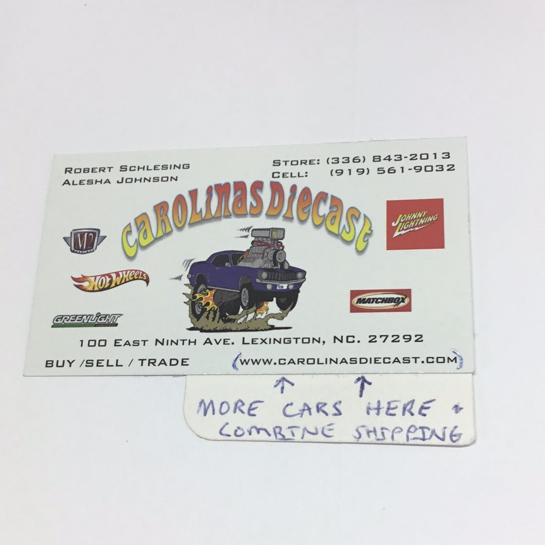 Matchbox Superfast #31 Volkswagen Microbus limited to 15,500 174I