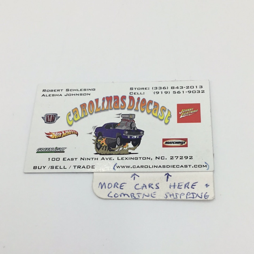 Hot wheels pop culture DC comics Wonder Woman 67 Austin Mini Van F7