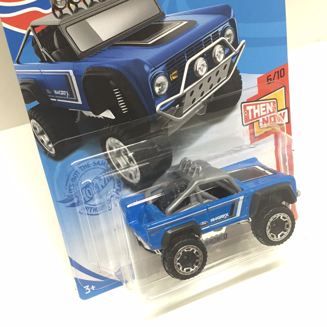 2021 hot wheels #163 Custom Ford Bronco blue JJ6