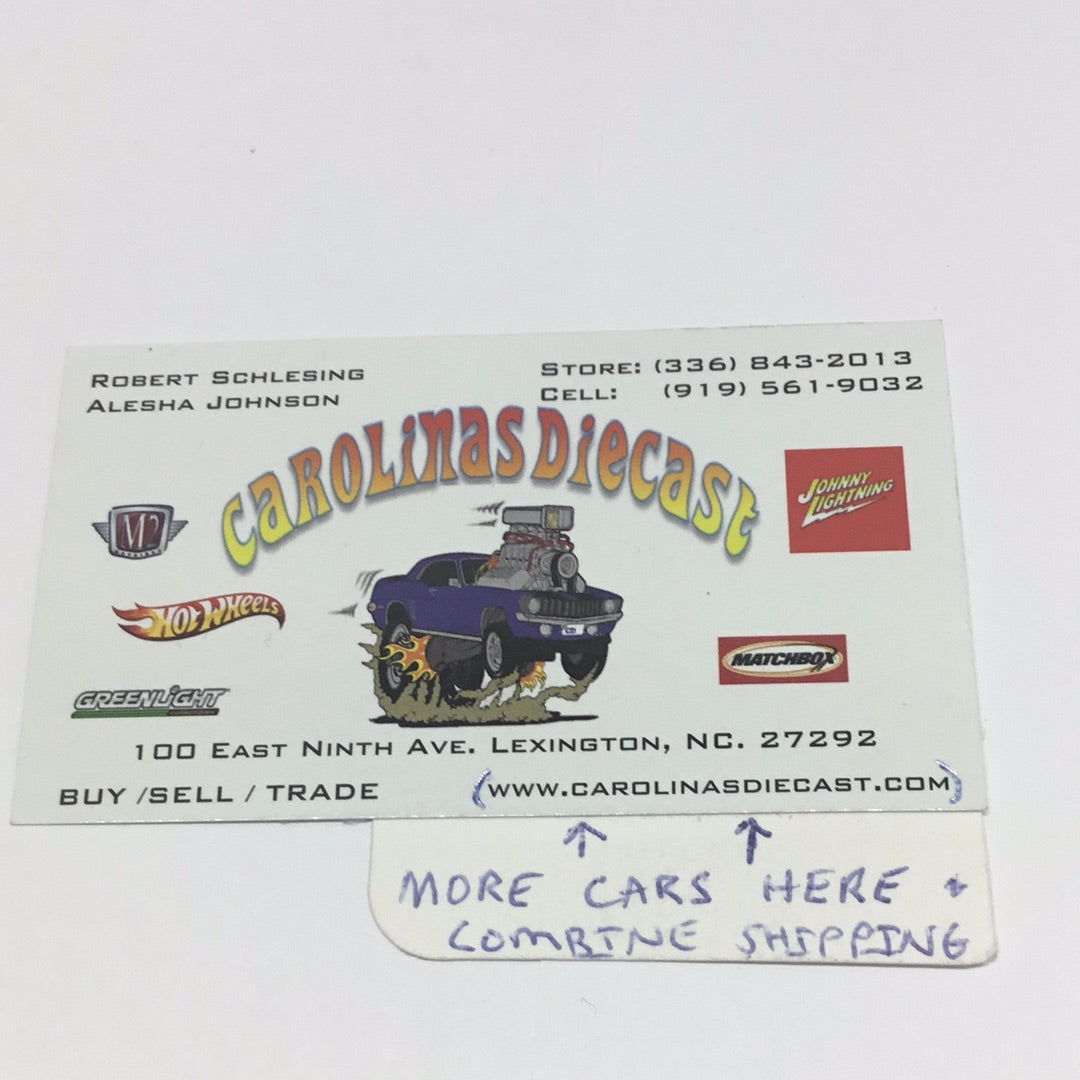 M2 Machines auto-drivers 1968 Chevrolet Camaro SS 350 Purple Hornies R76