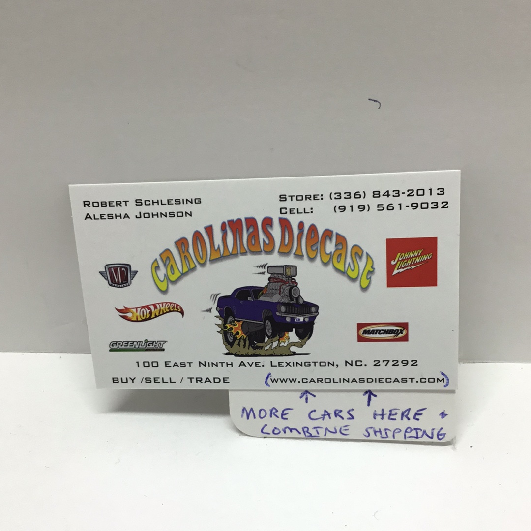 2021 hot wheels #91 Streer Clear red OO8