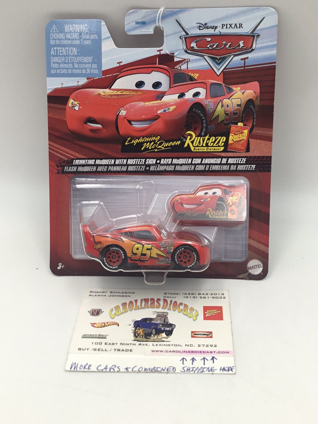 DISNEY PIXAR CARS 3 RUST-EZE RACING CENTER LIGHTNING MCQUEEN, BRAND NEW,  LOOSE