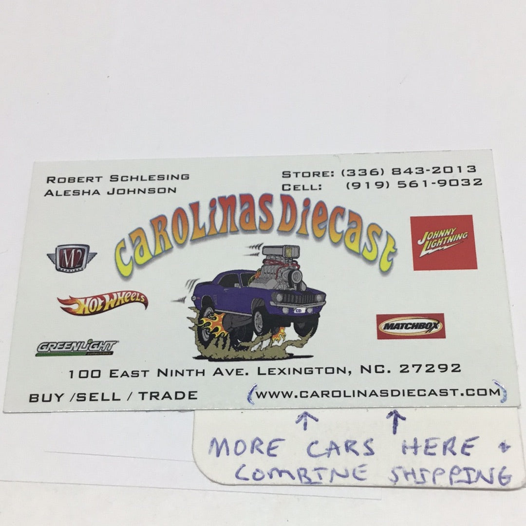 M2 Machines auto haulers Maui & Sons 1968 Chevrolet C60 Truck & 1958 Chevrolet Apache stepside R48