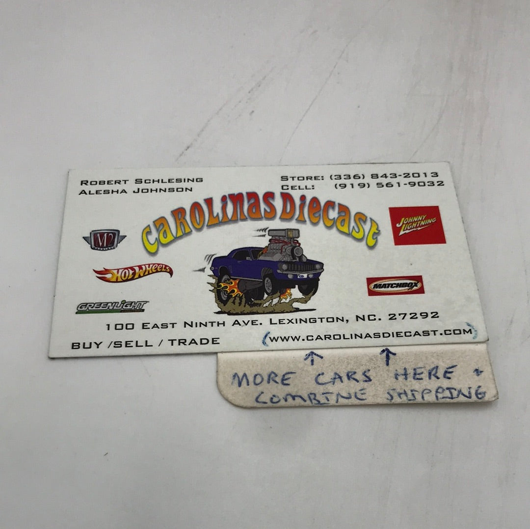 2022 hot wheels J case #101 Coupe Clip red 53i