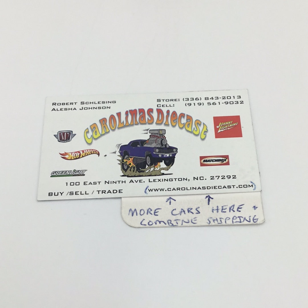 Greenlight Hollywood series 33 Ace Ventura 1983 Ford LTD Crown Victoria 178D