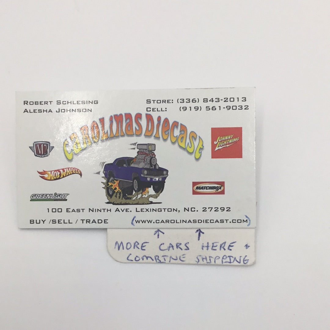 M2 Machines auto-thentics 1957 Mack Model N Tow Truck R68