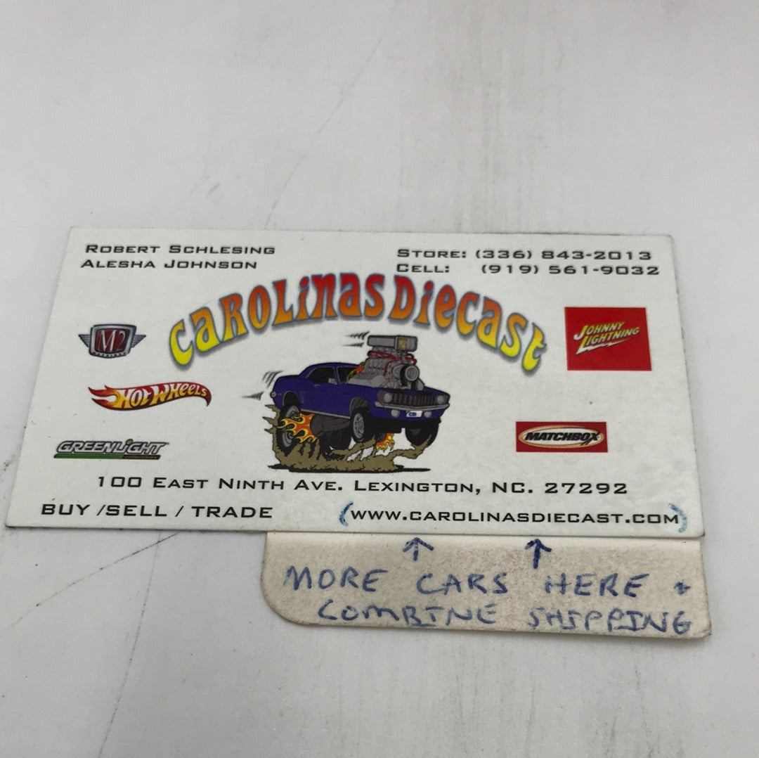 Auto world Muscle Trucks 1985 Chevy Silverado 10 Fleetside