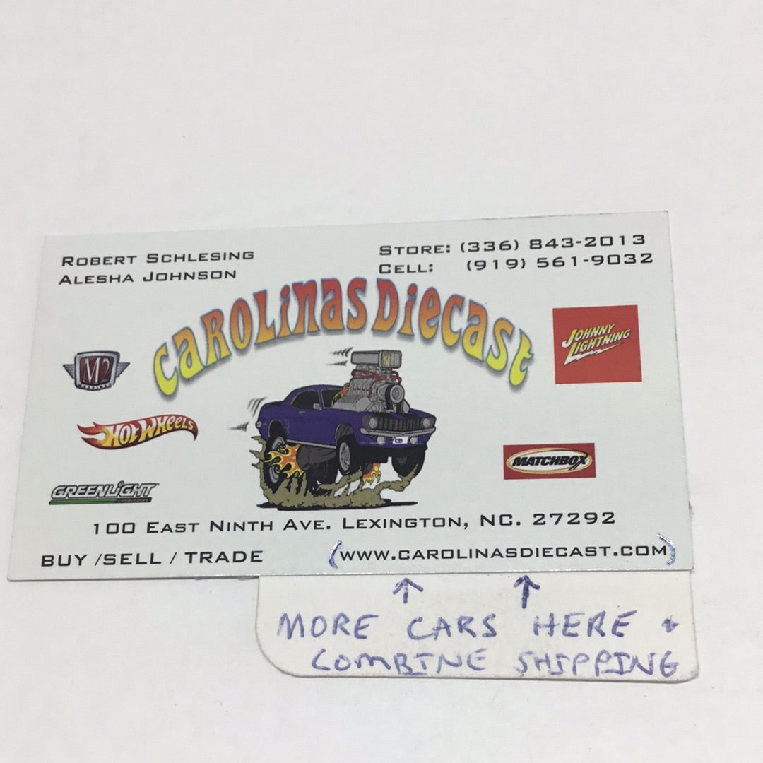 Greenlight Hobby exclusive NYC Taxi 1984 Dodge Diplomat green machine CHASE