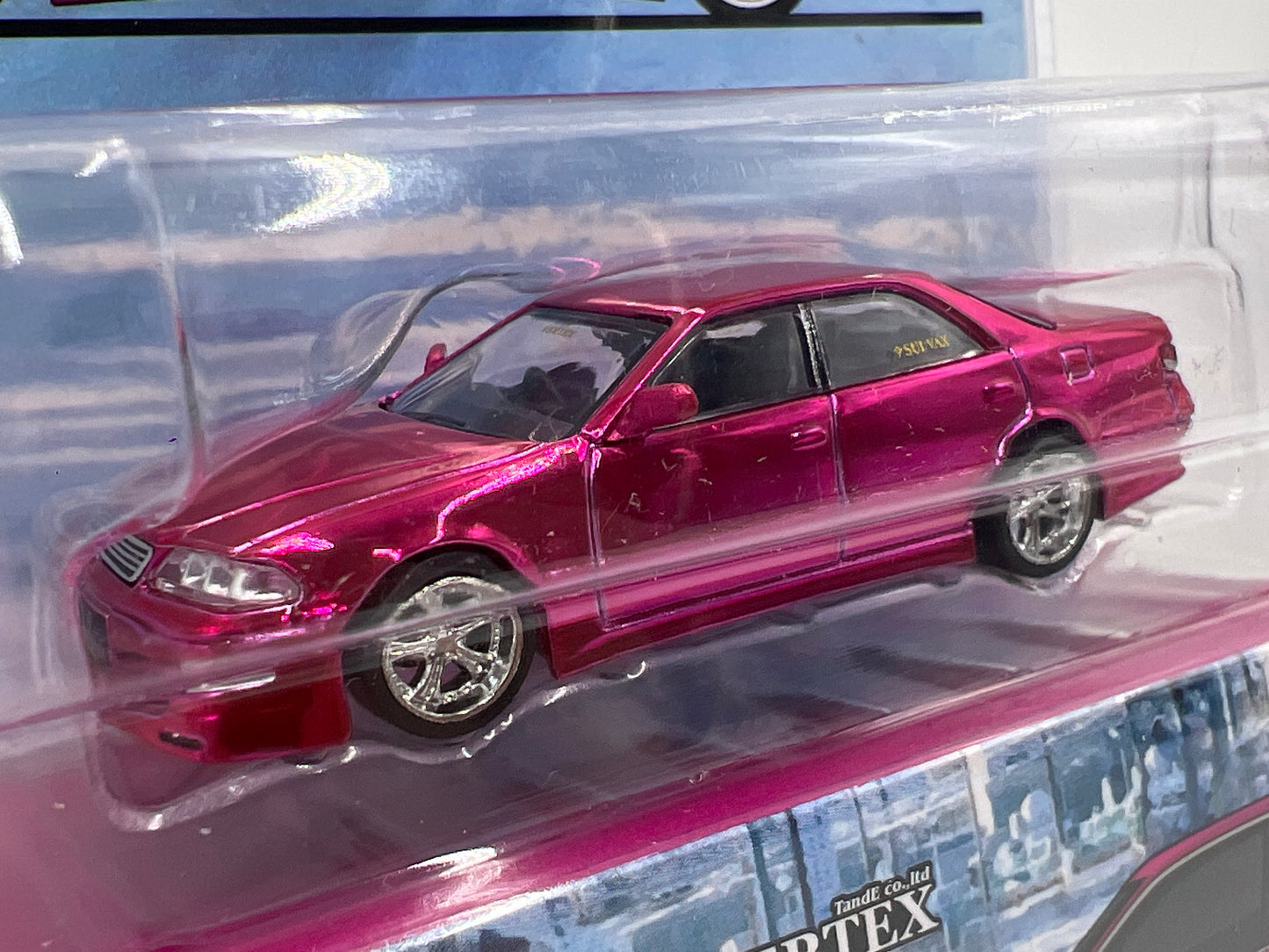 Tarmac Works Mijo Exclusives CHASE VERTEX Toyota Mark II JZX100 Pink Chrome