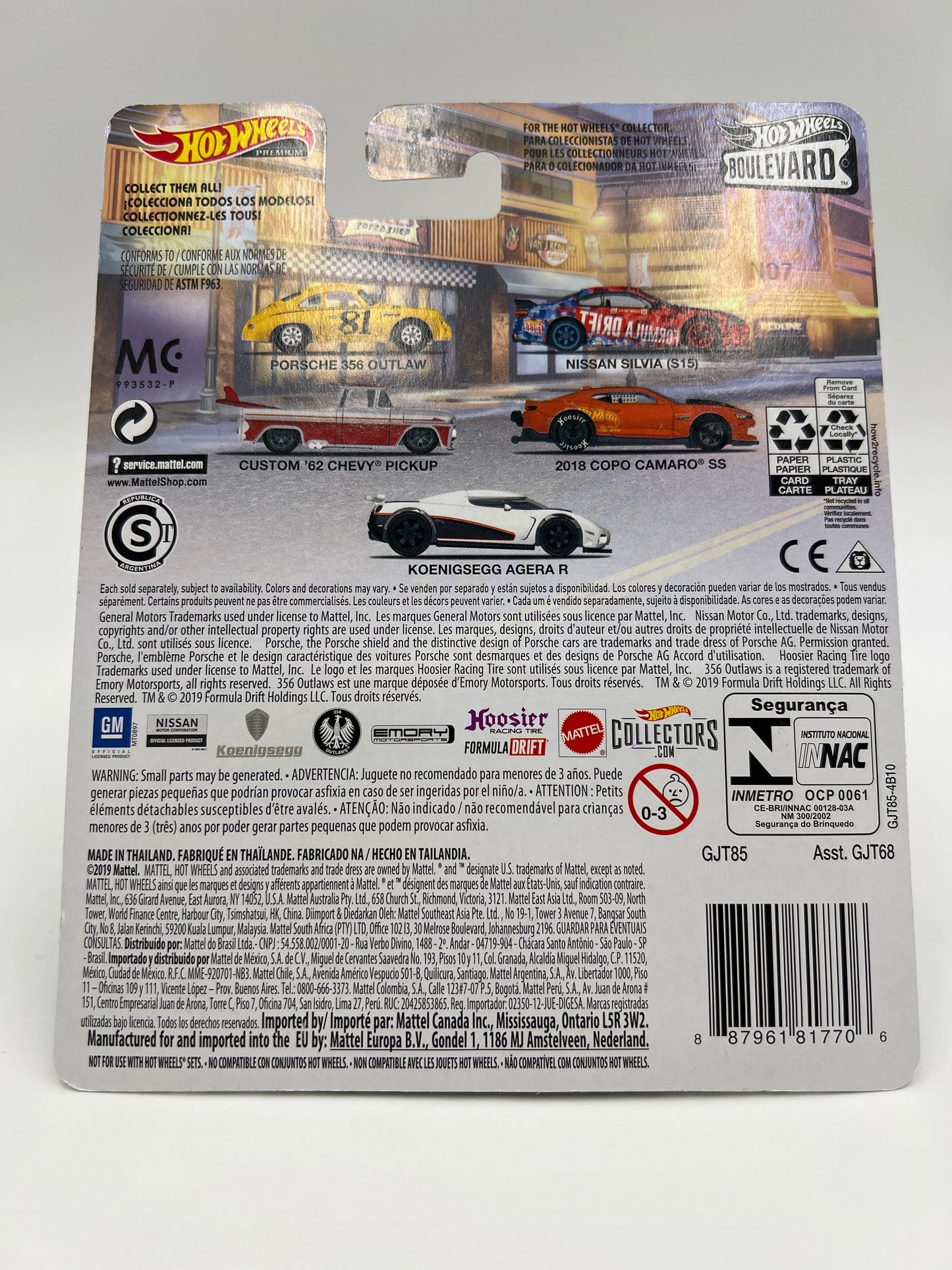 Hot Wheels Premium Boulevard #10 Koenigsegg Agera R White W/Protector