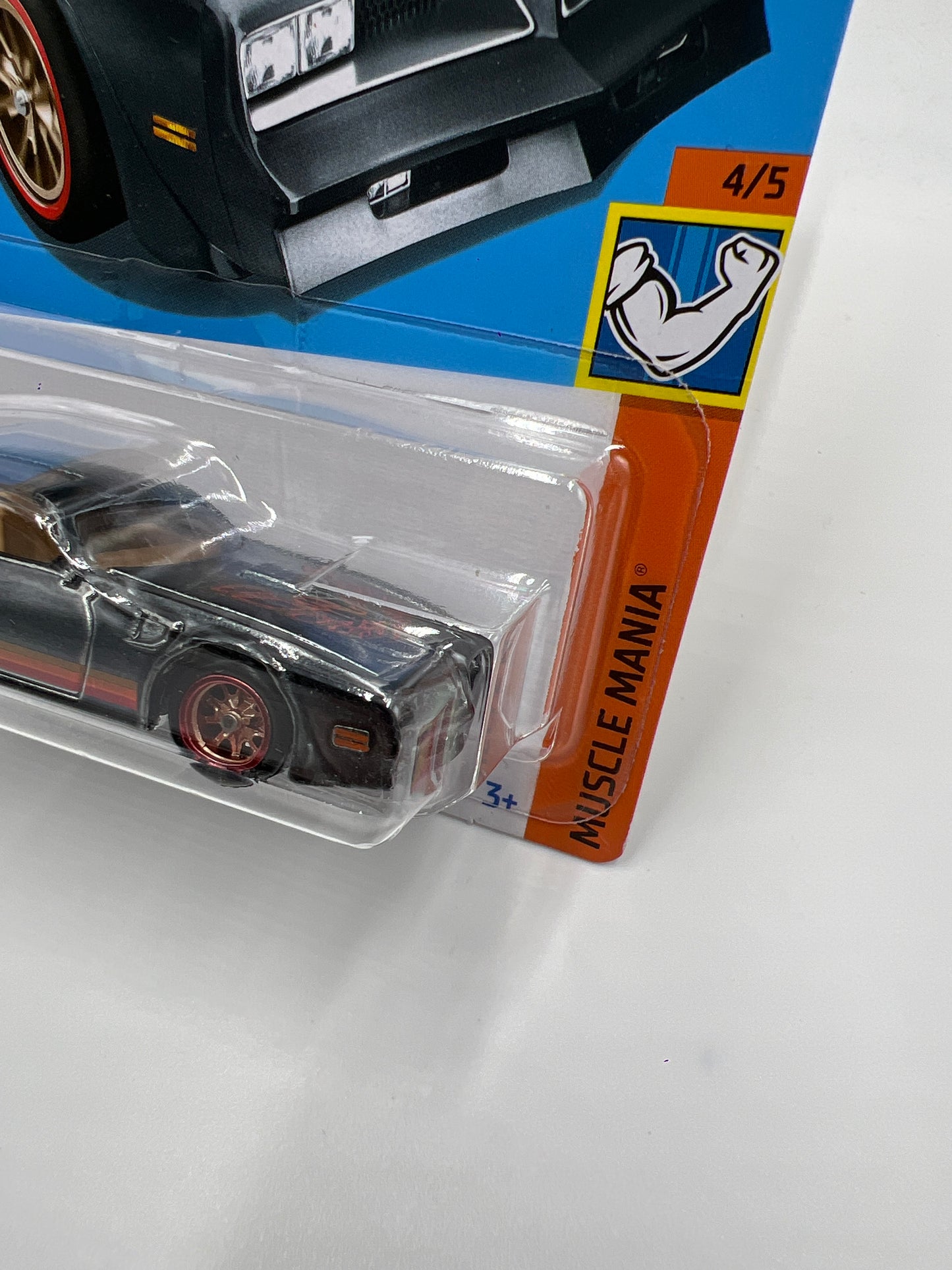 2024 Hot Wheels Super Treasure Hunt #206 L Case 77 Pontiac Firebird T/A W/Protector