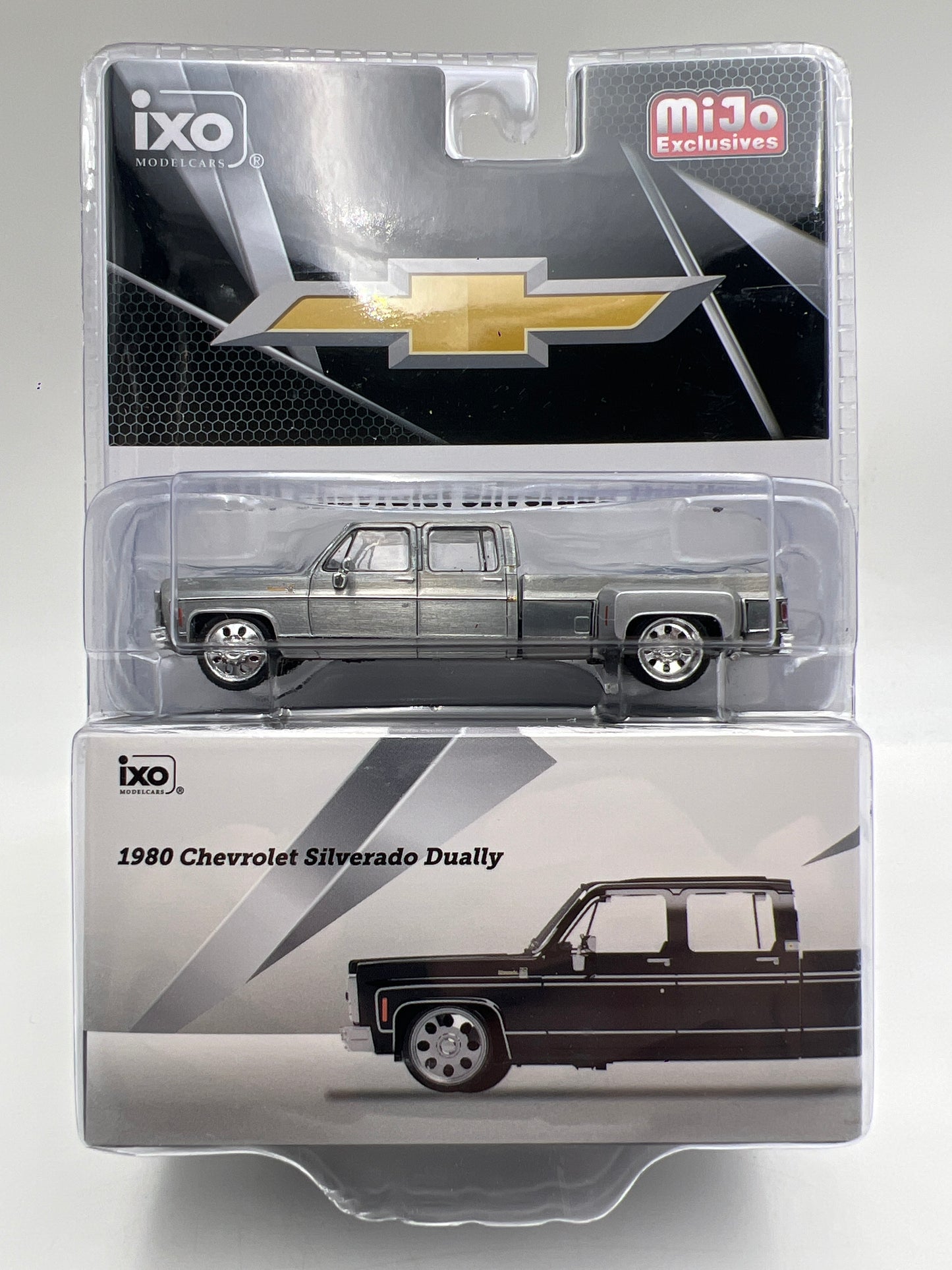IXO Models MiJo Exclusives CHASE 1980 Chevrolet Silverado Dually