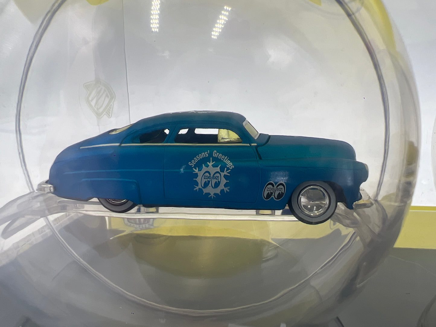 M2 Machines Holiday Ornaments 2 Pack Mooneyes 1949 Mercury Custom