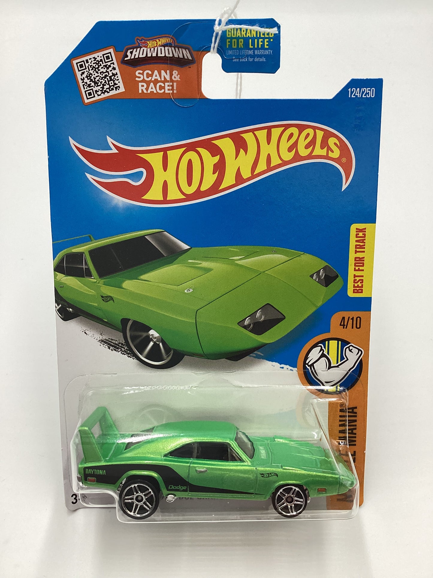 2016 Hot Wheels #124 69 DODGE CHARGER DAYTONA Green 56C