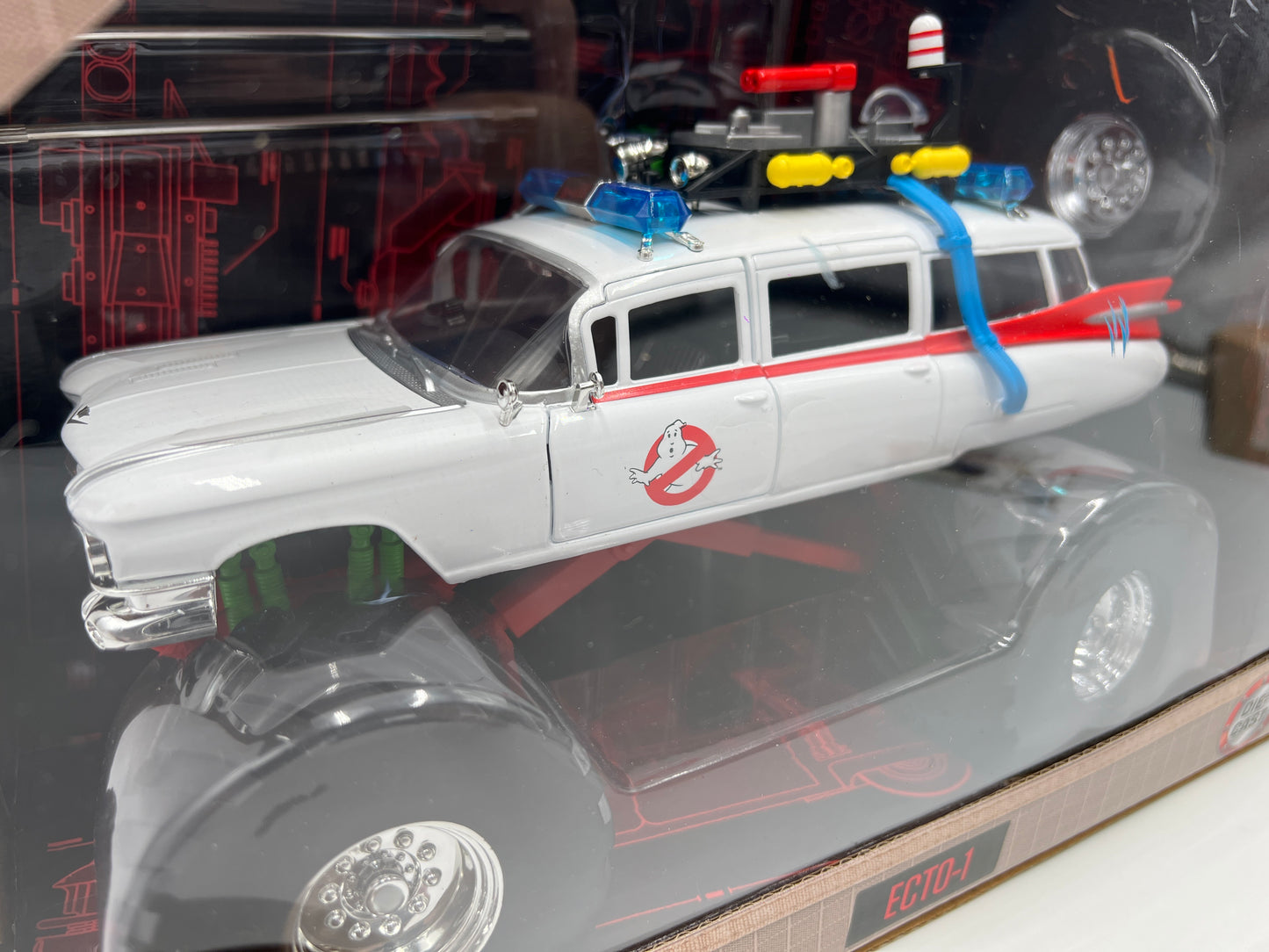 Jada 1/24 Scale Ghostbusters Ecto-1 Monster Truck Version White