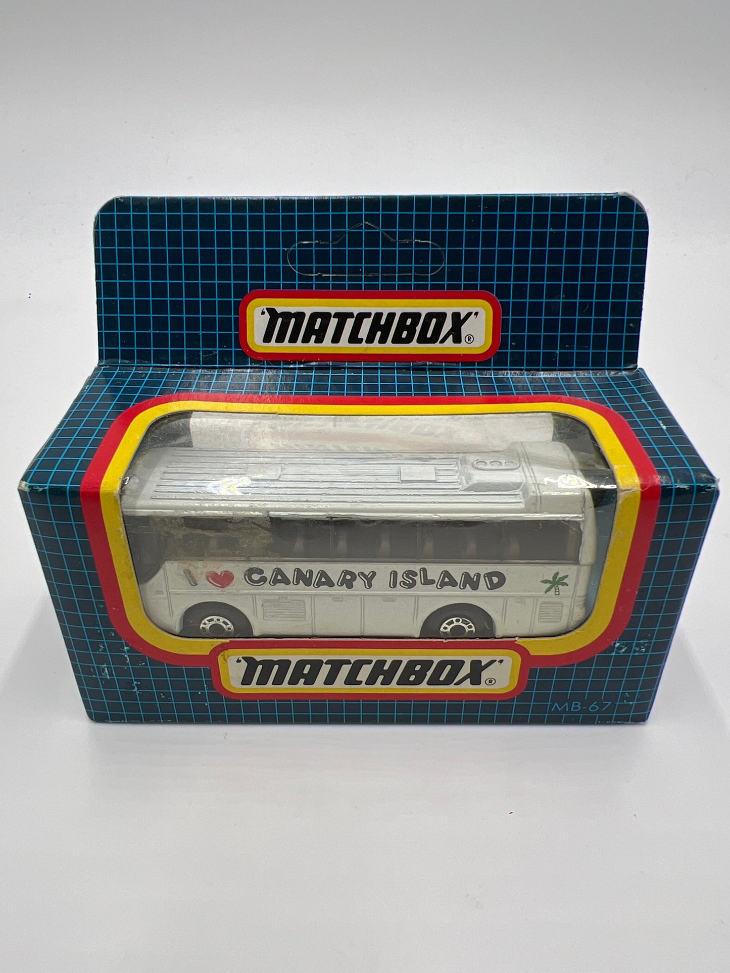 Matchbox Unpunched #67 Canary Island Ikarus Coach White