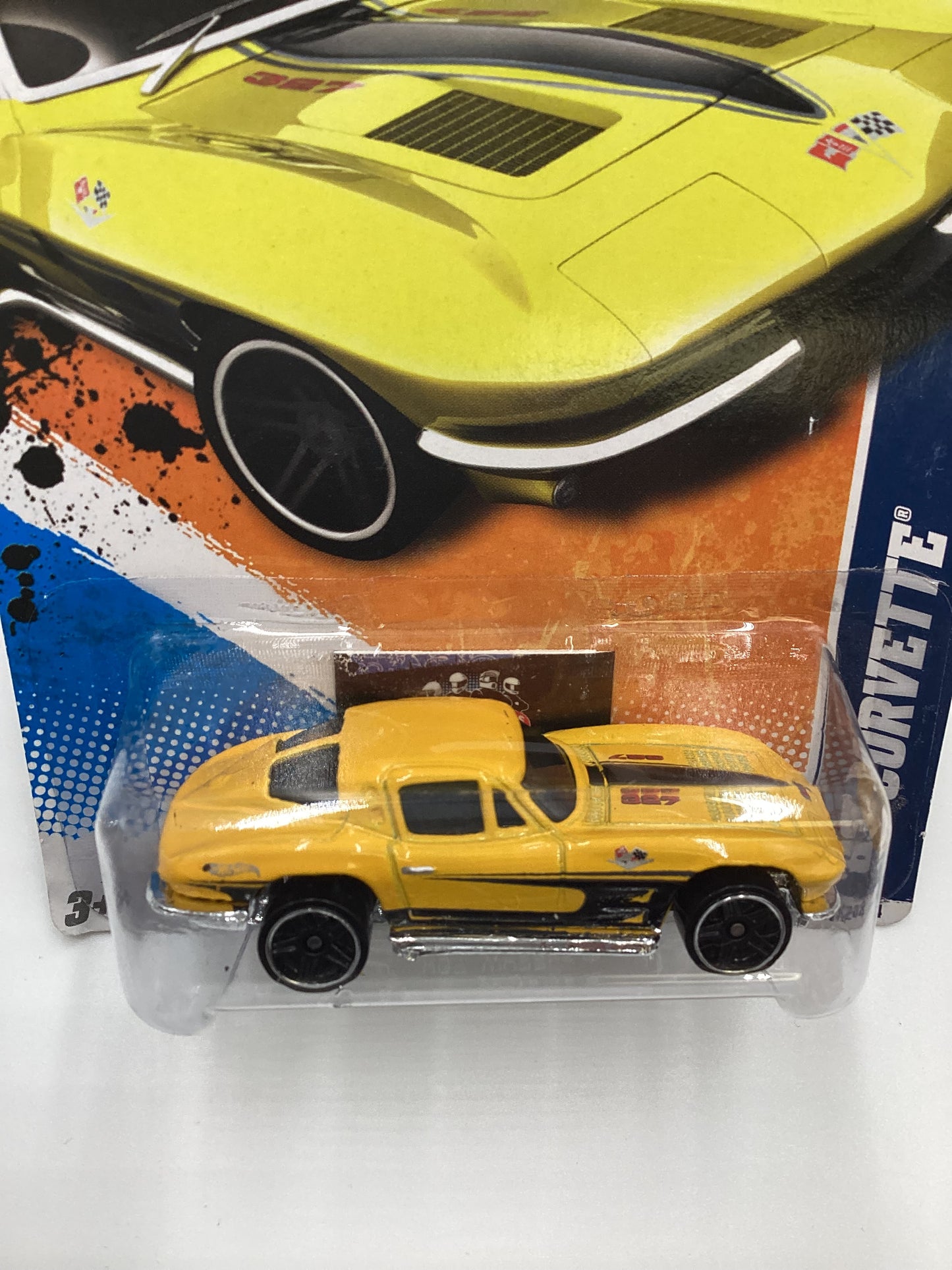 2011 Hot Wheels #87 63 Corvette Yellow 8D